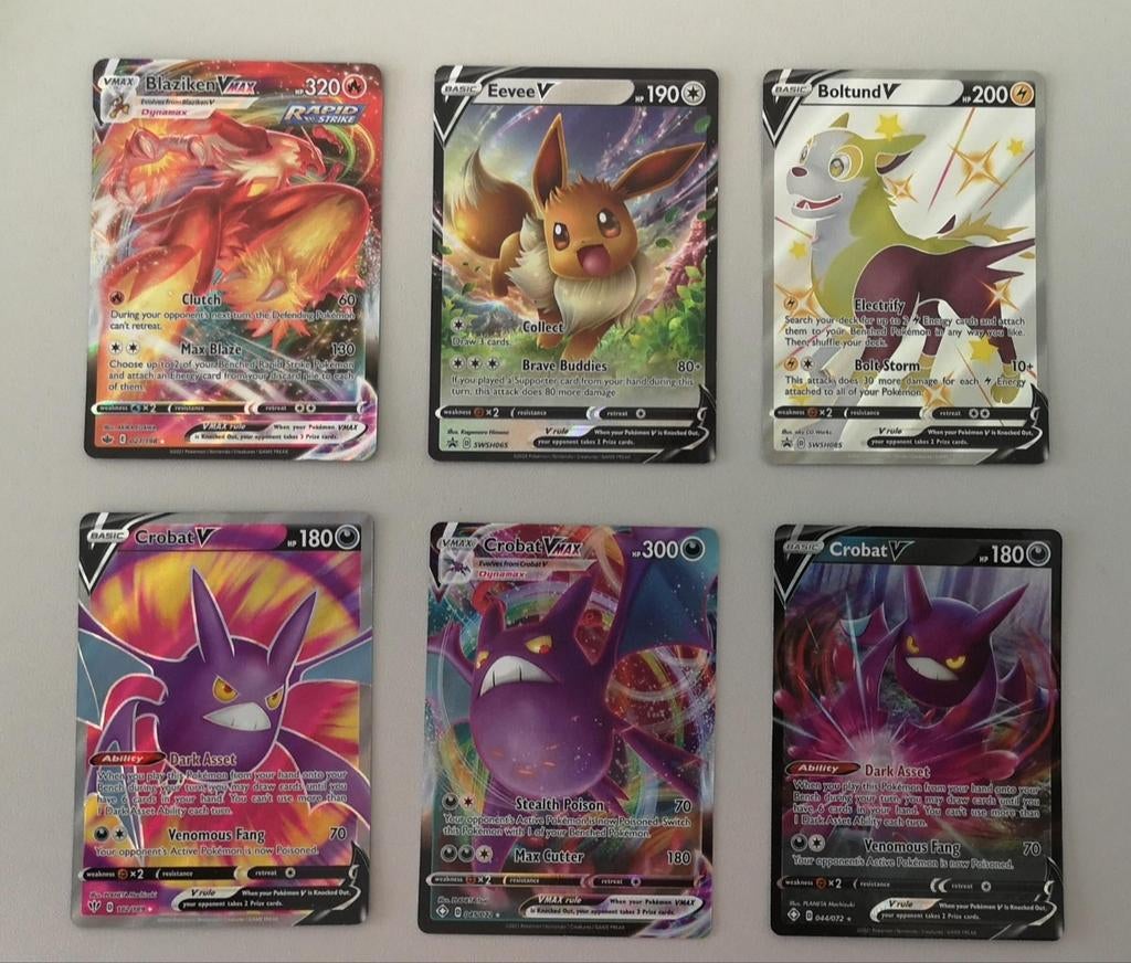 Moderne V en Vmax Pokémon kaarten, Ophalen of Verzenden, Zo goed als nieuw, Meerdere kaarten, Foil