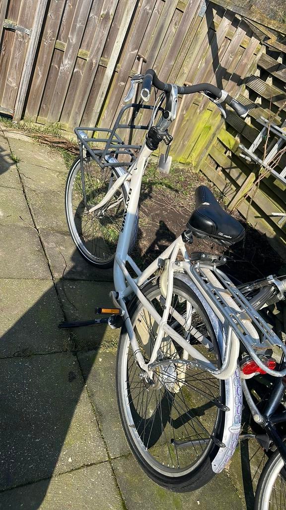 Dames fiets, Fietsen en Brommers, Fietsen | Vouwfietsen, Ophalen of Verzenden, Zo goed als nieuw