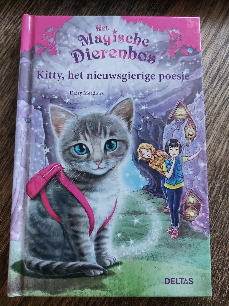 Het magische dierenbos boek Kitty het nieuwsgierige poesje, Daisy Meadows, Ophalen of Verzenden, Zo goed als nieuw, Sprookjes