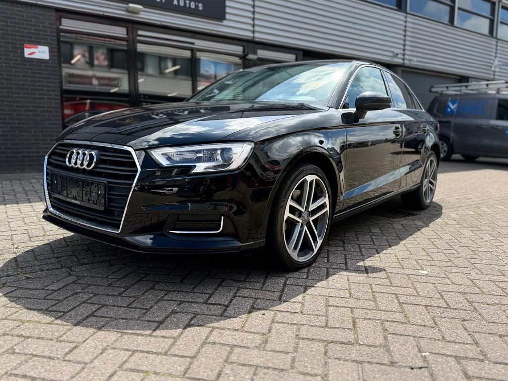 Audi A3 Limousine 30 TFSI Sport, 1998 cc, Zwart, Leder, Bedrijf