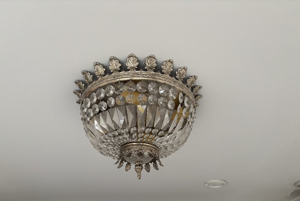 Ronde kristallen plafonnière met zilverkleurige rand, Ophalen, Zo goed als nieuw, Plafondlamp, 43 cm