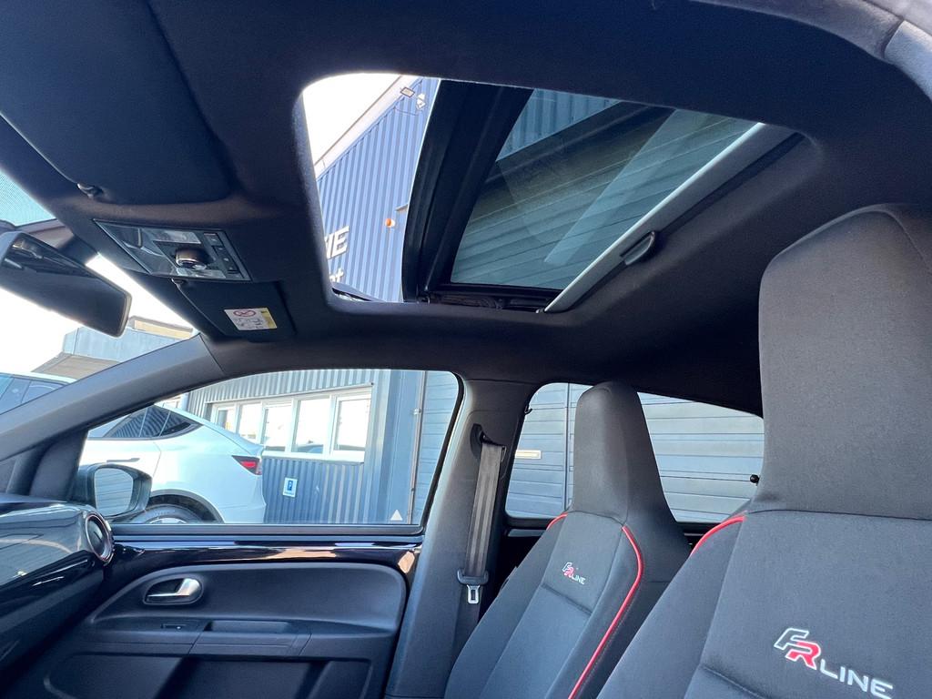 Seat Mii 1.0 FR Connect|Opendak|PDC|Navi|77018km|NAP|Dealer, Voorwielaandrijving, Gebruikt, Euro 6, 840 kg