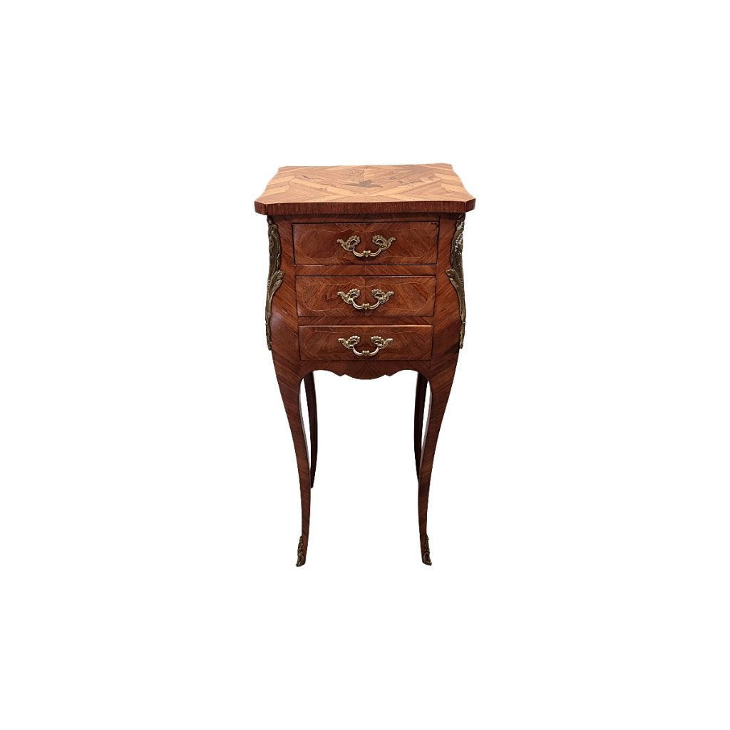 Louis XV stijl nachtkastje met 3 laden, jaren 60/70, Huis en Inrichting, Slaapkamer | Nachtkastjes, Ophalen, Gebruikt, Minder dan 45 cm