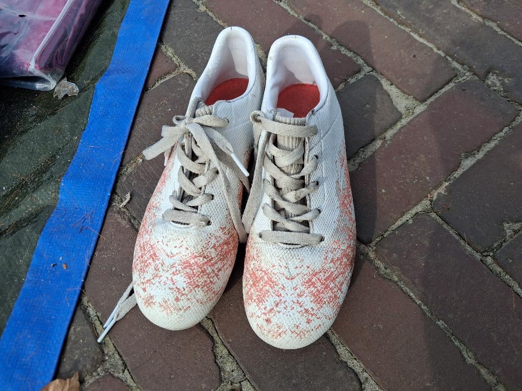 voetbalschoenen maat 34, Sport en Fitness, Voetbal, Maat XS of kleiner, Ophalen, Schoenen
