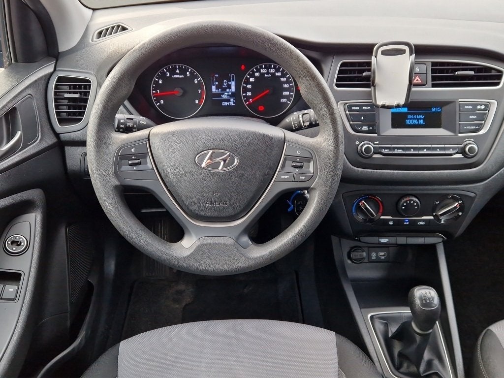 Hyundai i20 1.2 LP i-Drive Cool - 4 Cilinder - All Season ba, Auto's, Voorwielaandrijving, 12 maanden, Euro 6, 4 cilinders