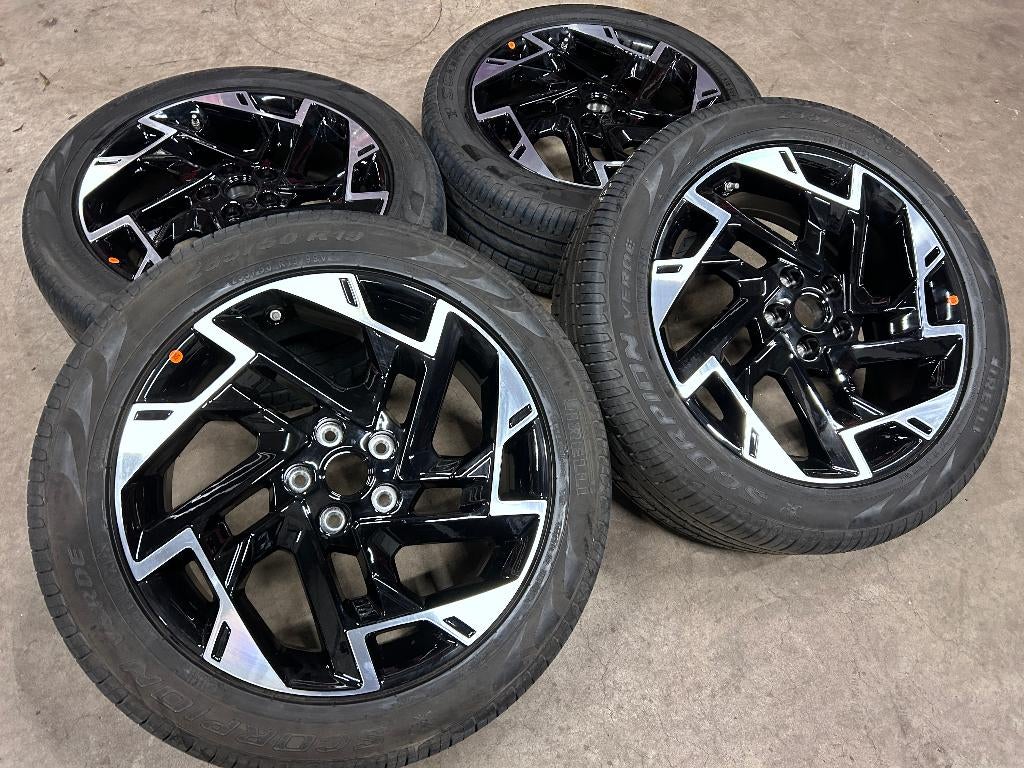 19 inch originele velgen + zomerbanden Kia Sportage, 19 inch, Banden en Velgen, Nieuw, Ophalen of Verzenden
