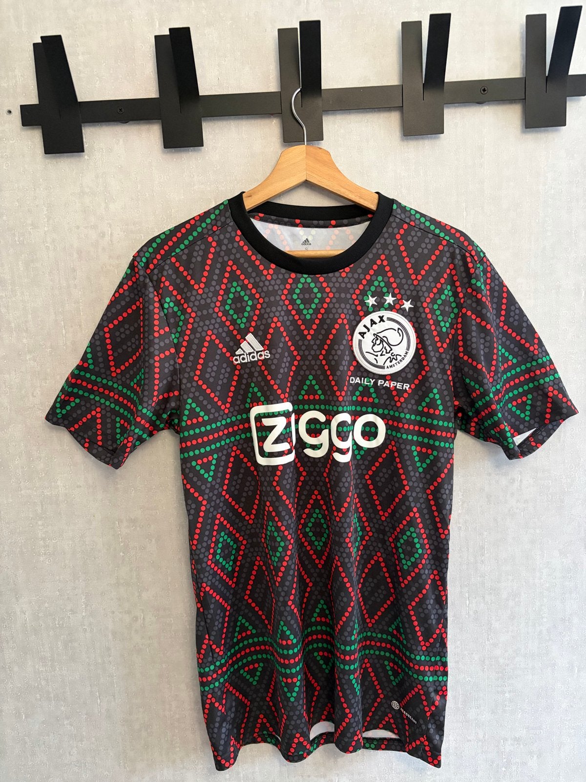 Ajax x Daily Paper x adidas voetbalshirt - Maat S, Maat S, Ophalen of Verzenden, Zo goed als nieuw, Shirt