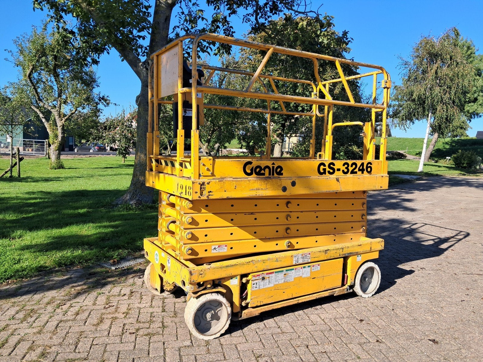 Genie GS3246 schaarhoogwerker 12 meter werkhoogte, Doe-het-zelf en Verbouw, Ophalen