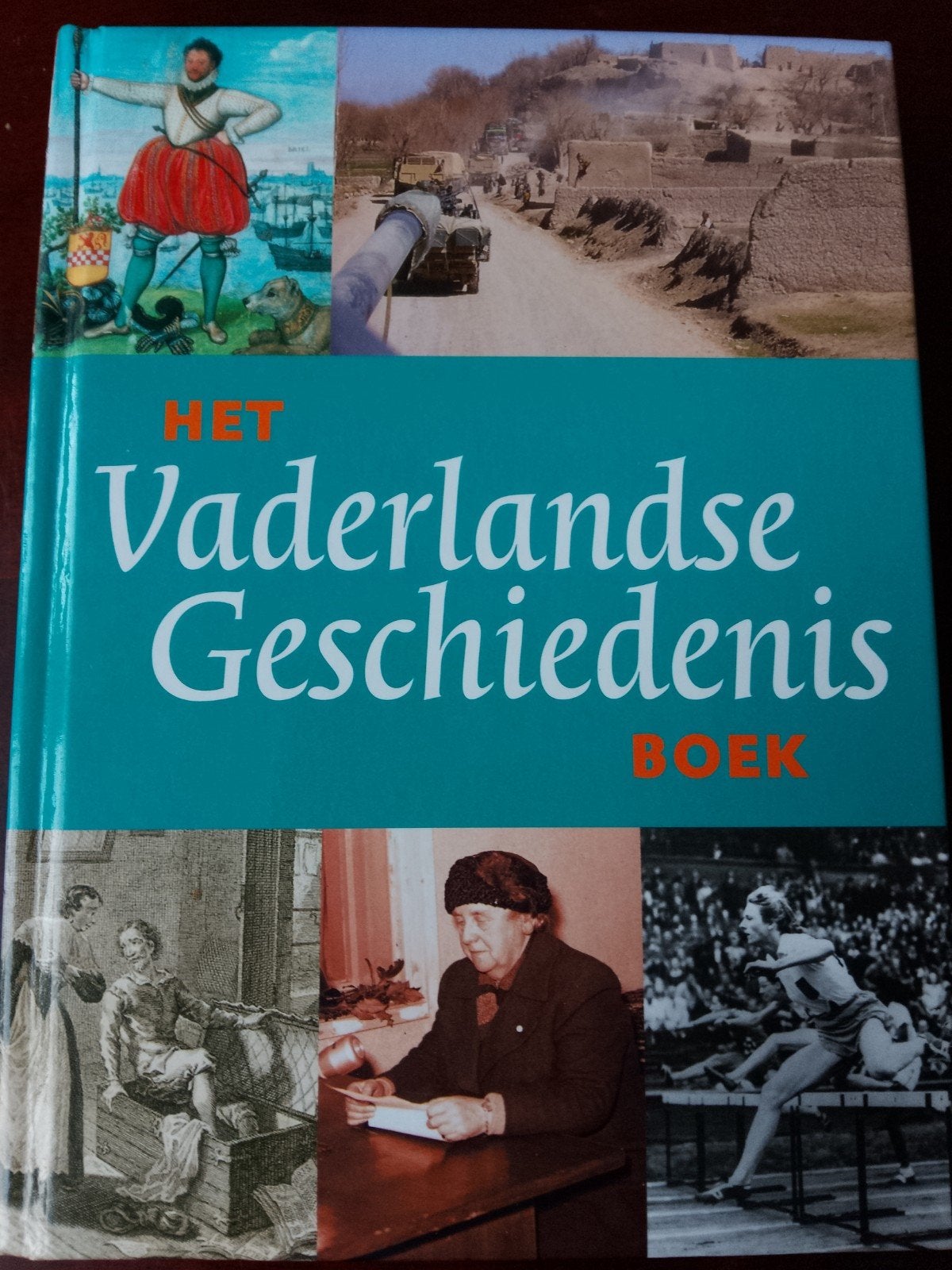 Het Vaderlandse Geschiedenis Boek - Waanders Uitgevers, Boeken, Ophalen of Verzenden, 20e eeuw of later, Zo goed als nieuw, Nationaal Archief
