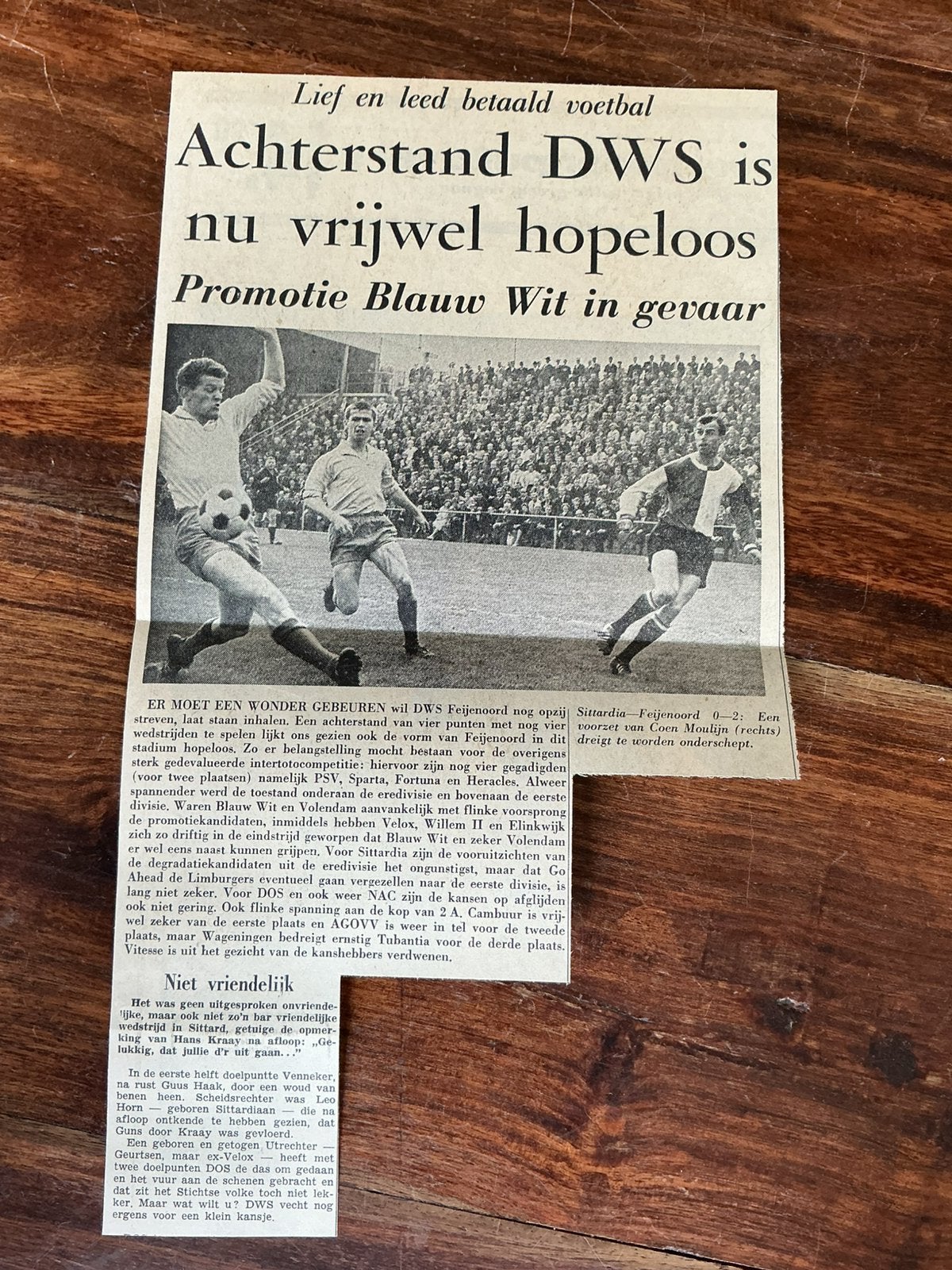 Voetbal krantenartikel Sittardia Feyenoord april 1965, Verzamelen, Ophalen of Verzenden, Knipsel(s)