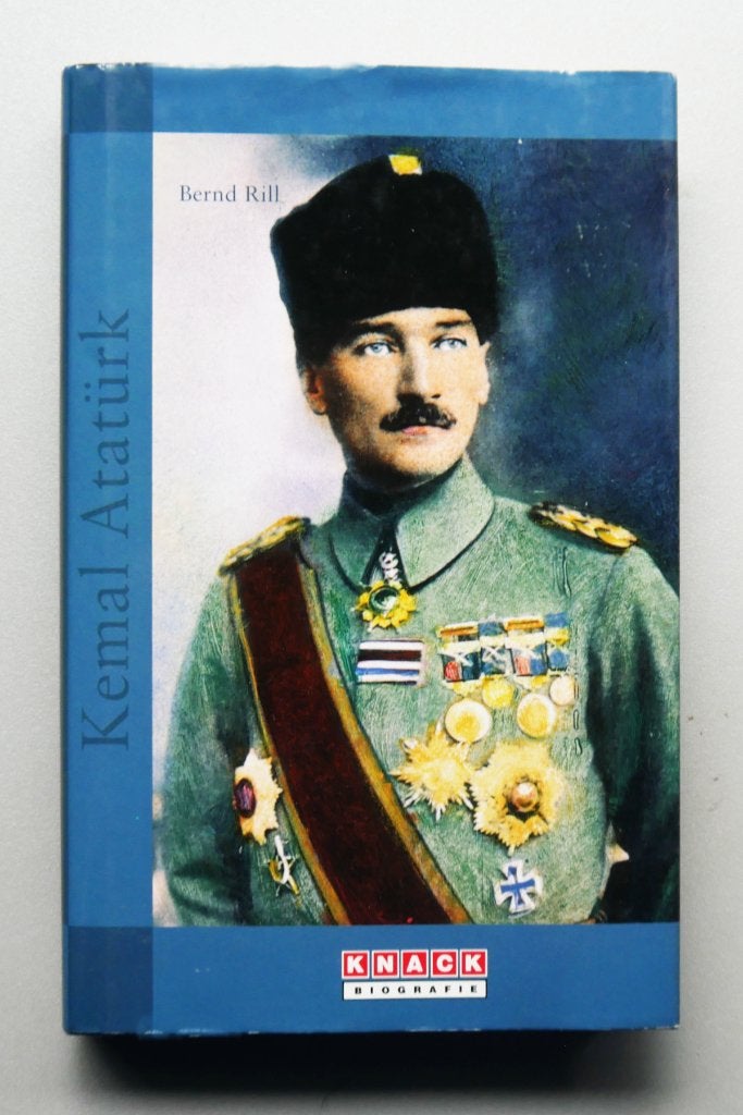 Kemal Atatürkde biografie, Ophalen of Verzenden, Nieuw