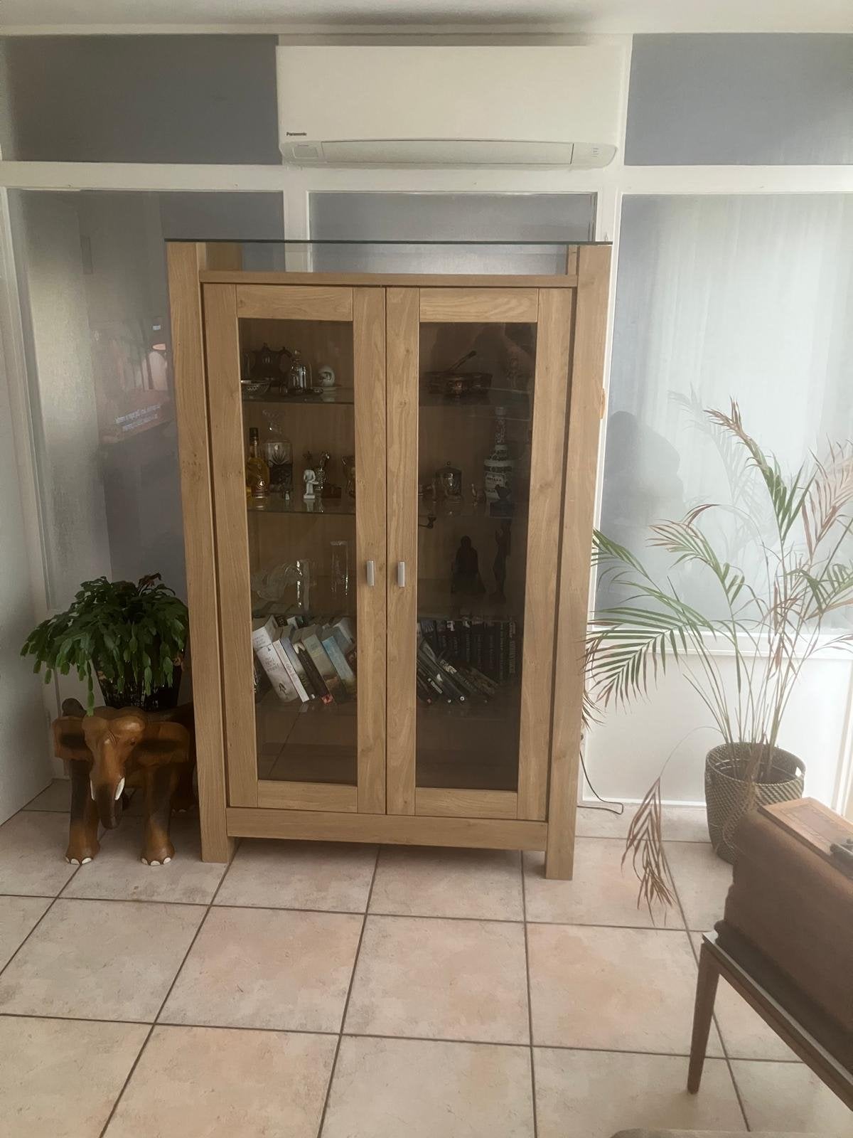 Vitrinekast, Ophalen, 50 tot 100 cm, Zo goed als nieuw, 150 tot 200 cm