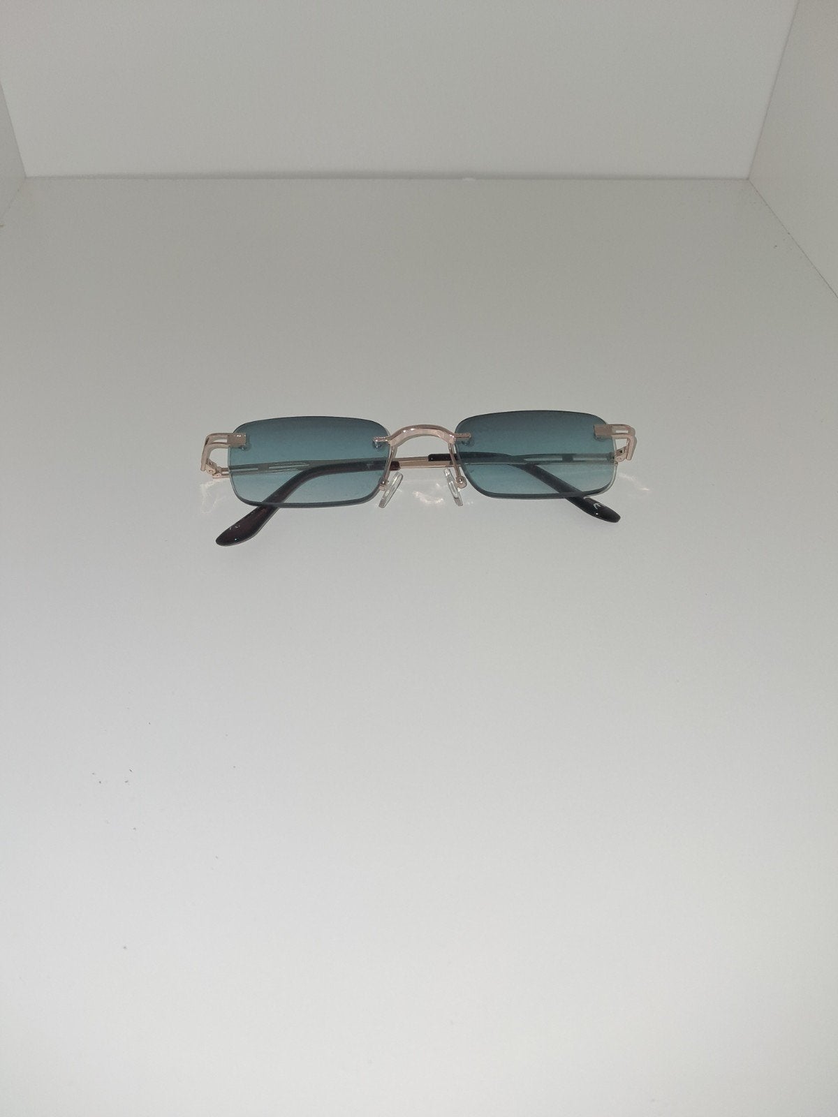Mooie bril, zo goed als nieuw, Overige merken, Zonnebril, Blauw, Ophalen of Verzenden