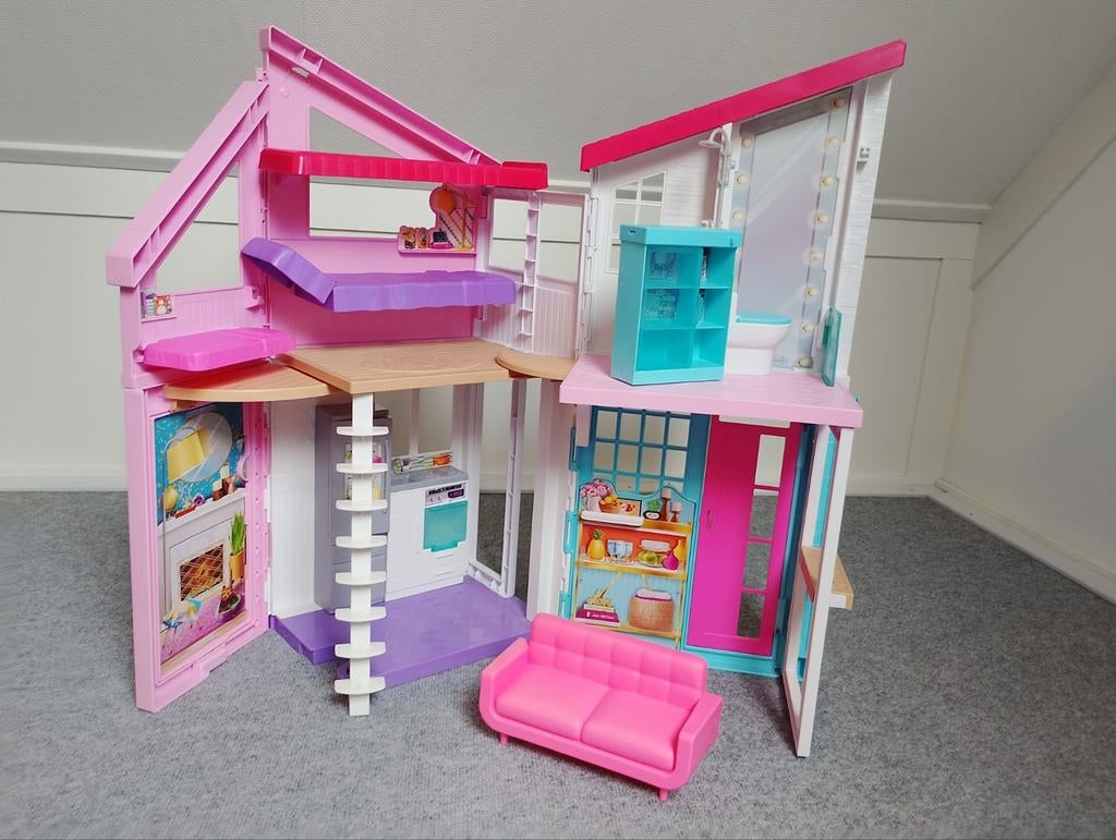Barbie Droomhuis - Compact en Draagbaar Poppenhuis, Kinderen en Baby's, Speelgoed | Poppenhuizen, Ophalen of Verzenden, Gebruikt