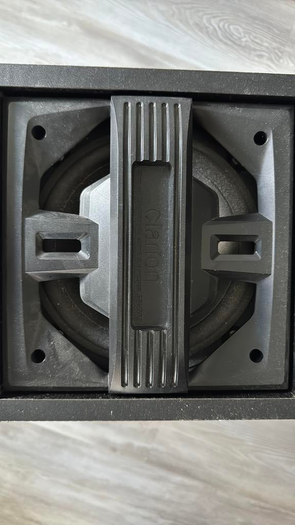 Clarion SRV202 subwoofer, Ophalen of Verzenden, Zo goed als nieuw