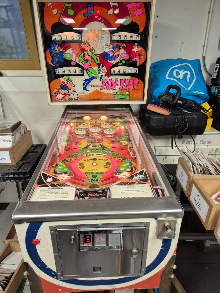 Williams Fun-Fest Flipperkast - Vintage Speelplezier, Ophalen, Gebruikt, Mechanisch, Williams