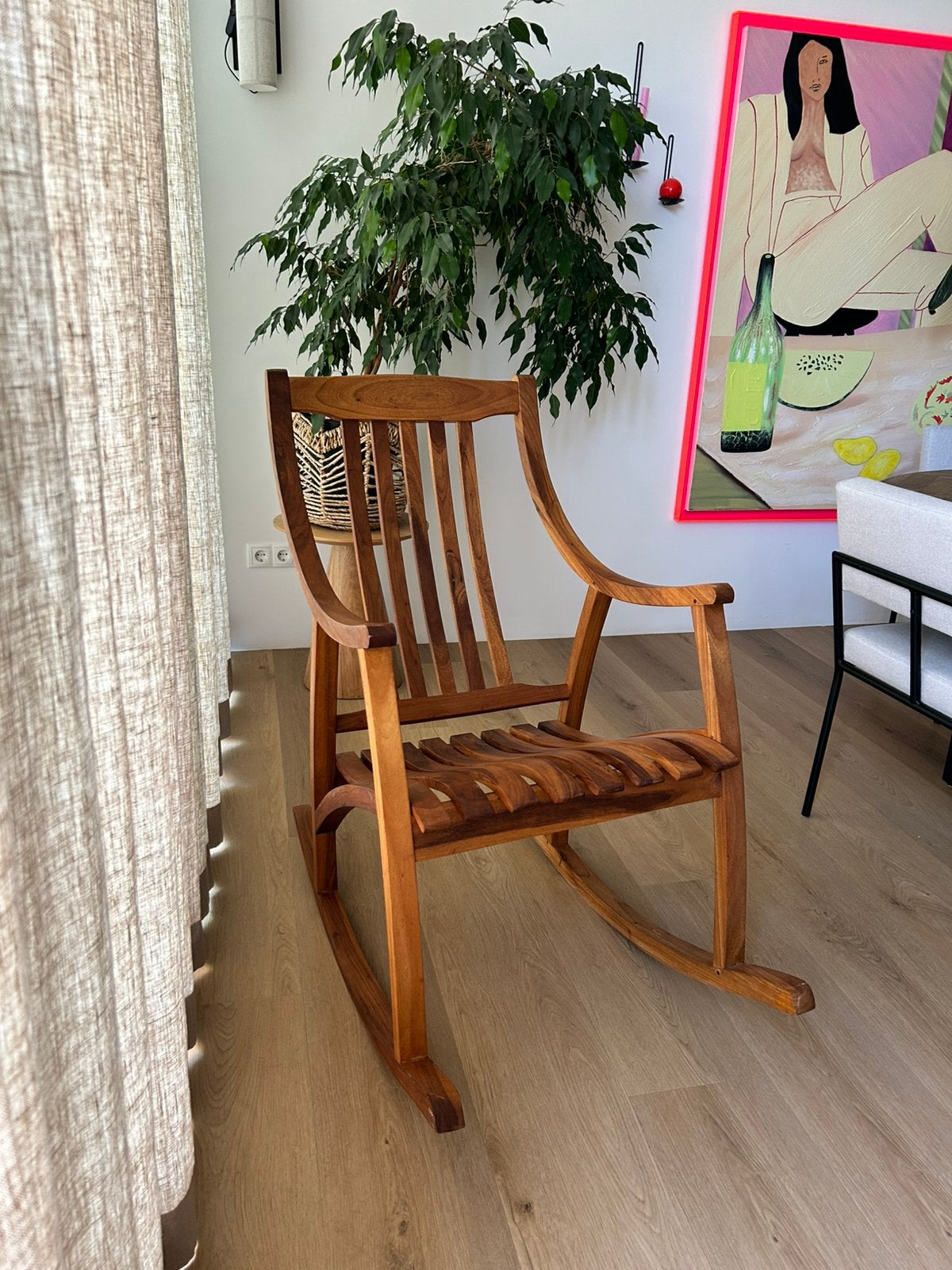 Hardhouten schommelstoel, Huis en Inrichting, Stoelen, Ophalen, Zo goed als nieuw, Bruin, Eén
