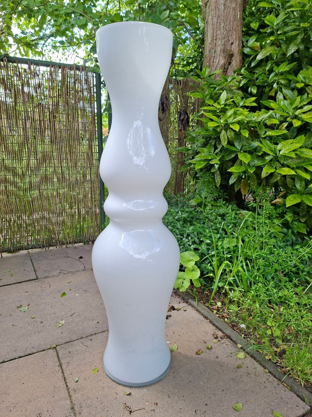 2x Grote Witte Vazen - 1 Meter Hoog. bruiloft decoratie, Ophalen, Wit, 75 cm of meer, Glas