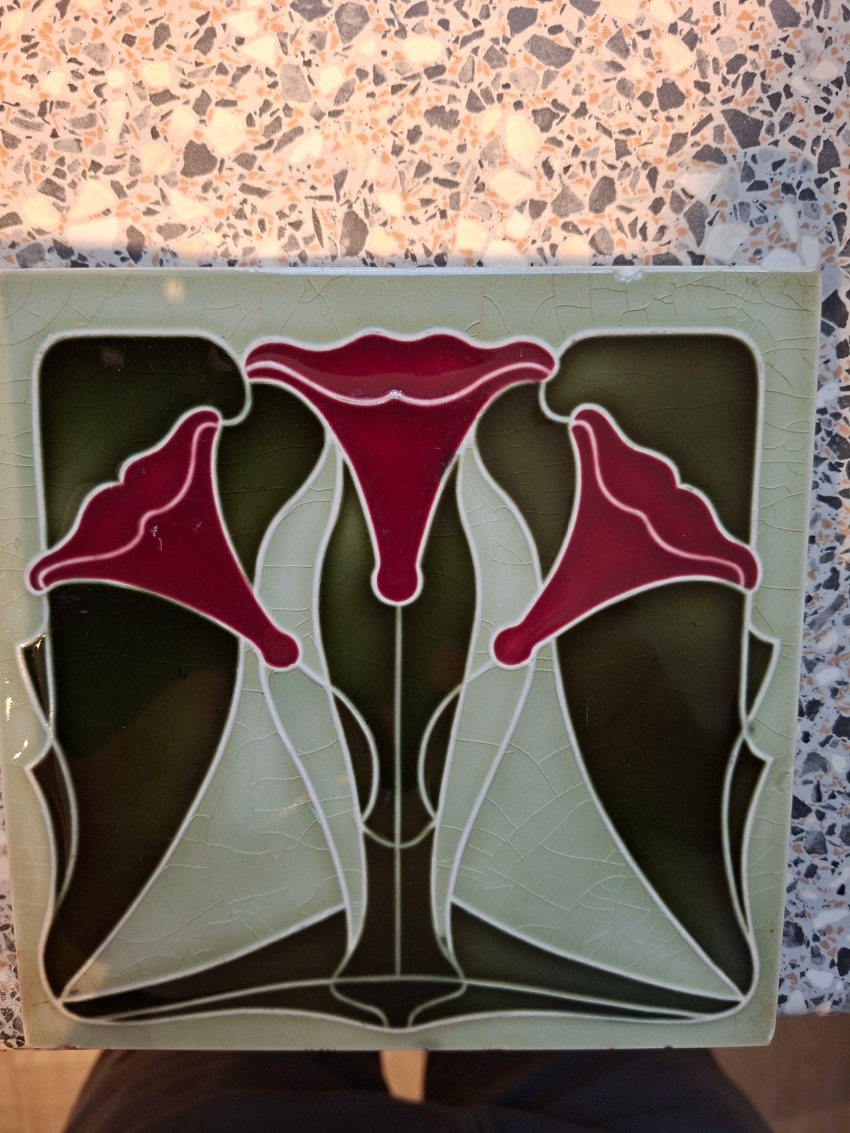 2 antieke engelse art nouveau tegels, Ophalen of Verzenden