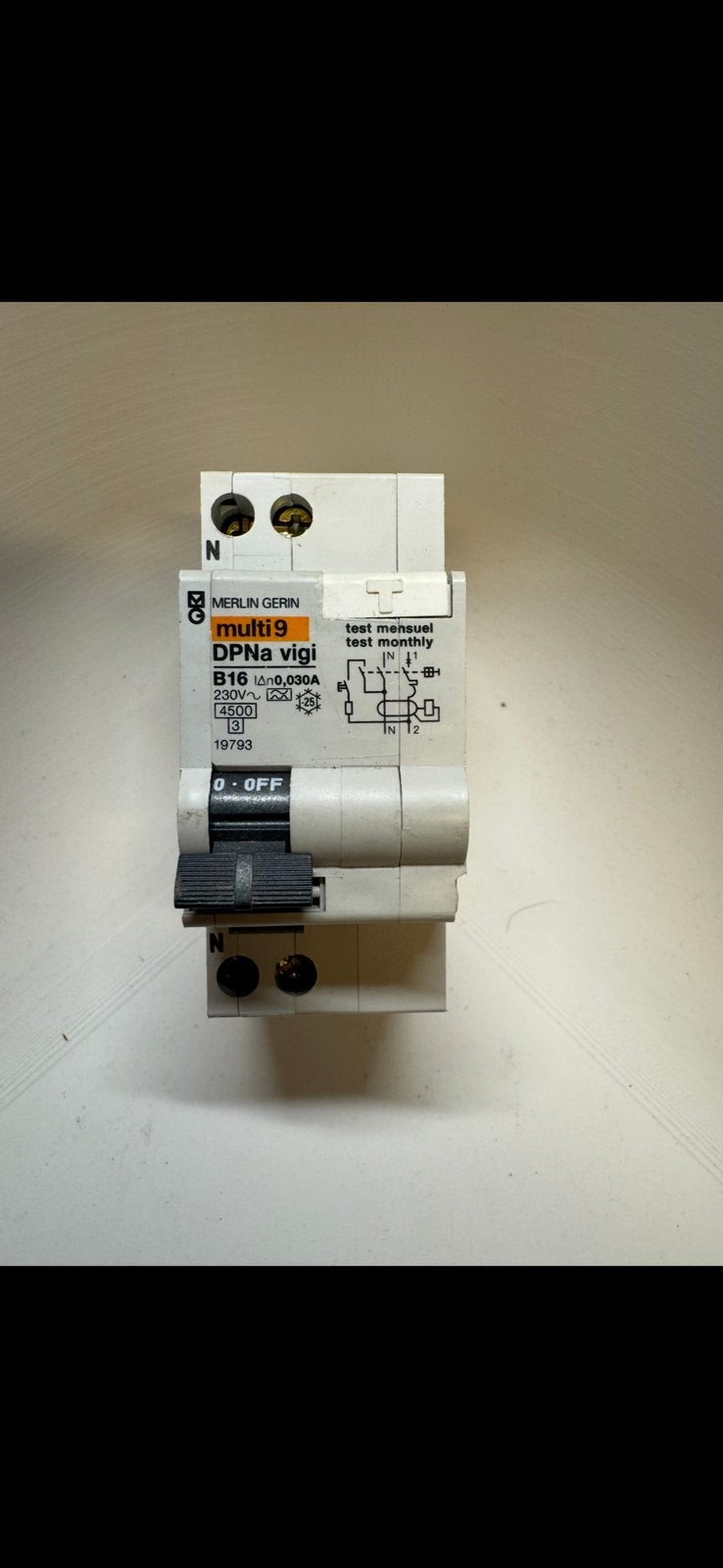 Merlin Gerin multi9 DPNa vigi B16 aardlekautomaat €10 P/ST, Ophalen of Verzenden, Gebruikt, Aardlekautomaat