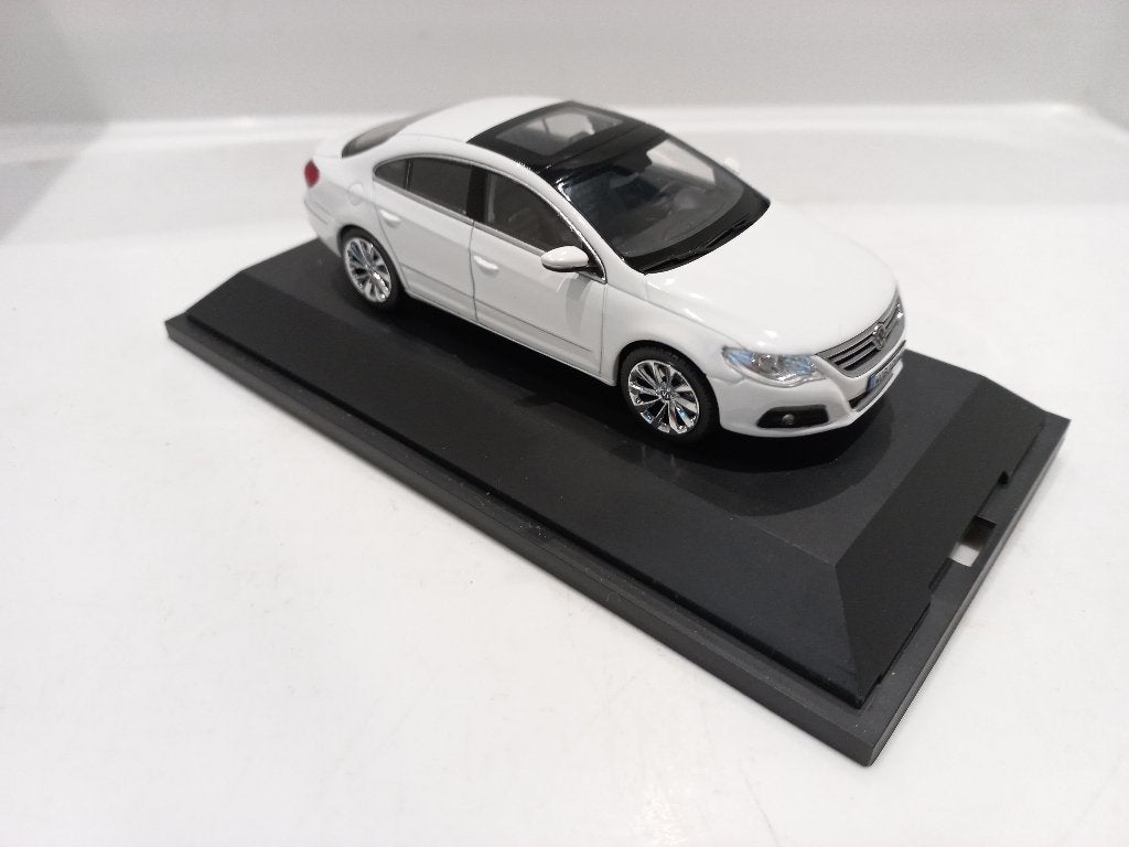 Volkswagen Passat Schuco 1:43 modelauto 129, Ophalen of Verzenden, Nieuw, Auto, Schuco