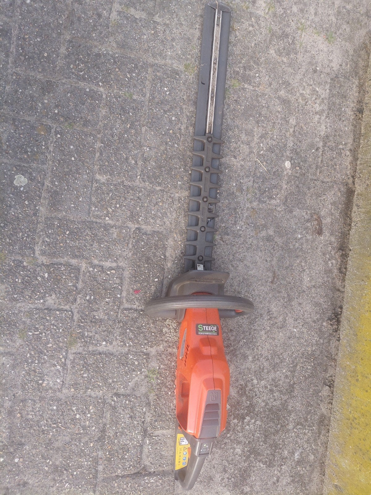 Accu heggenschaar husqvarna 70 cm., Ophalen, Accu