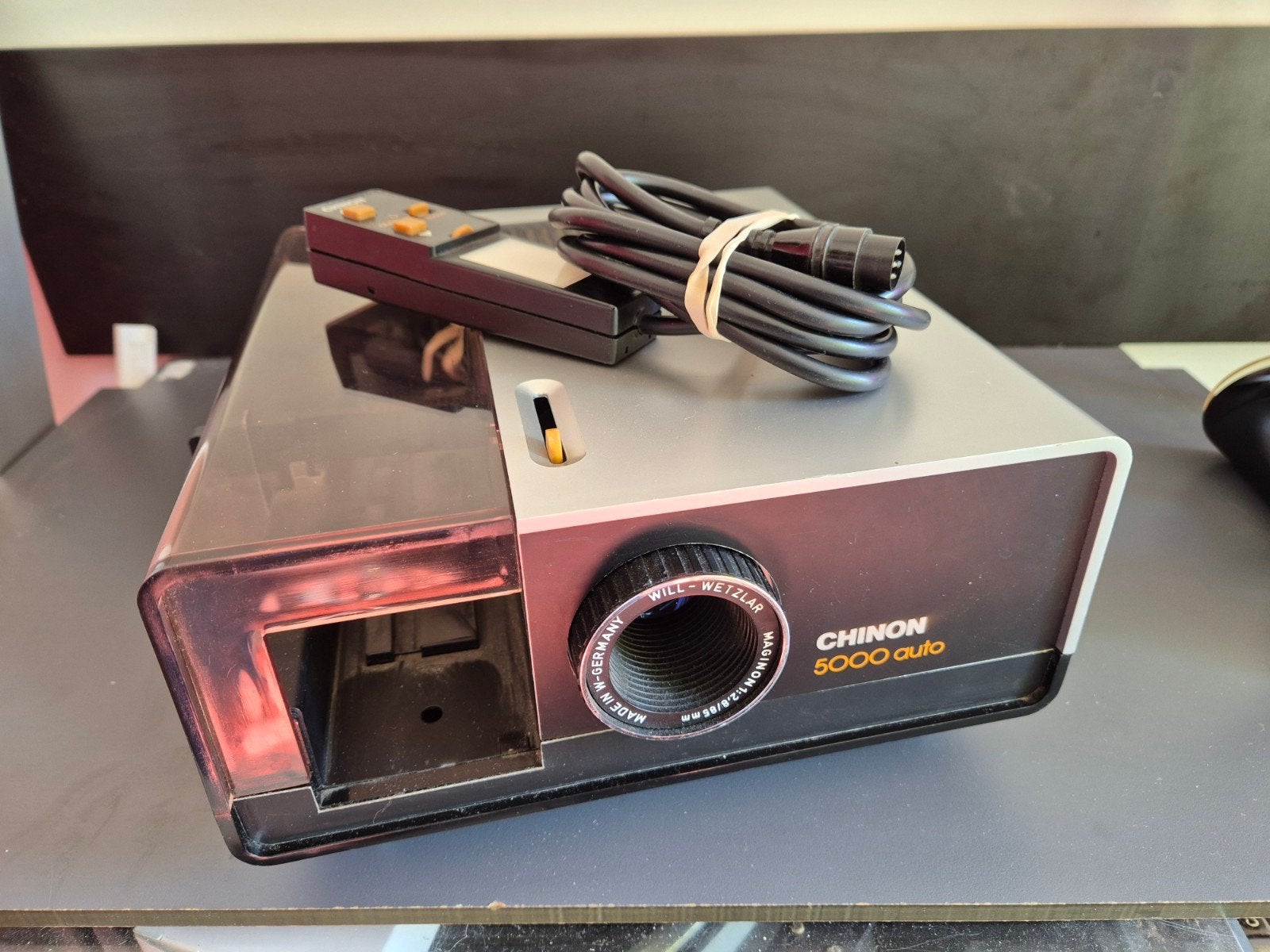 Chinon 5000 Auto Diaprojector met afstandsbediening, Ophalen, Gebruikt