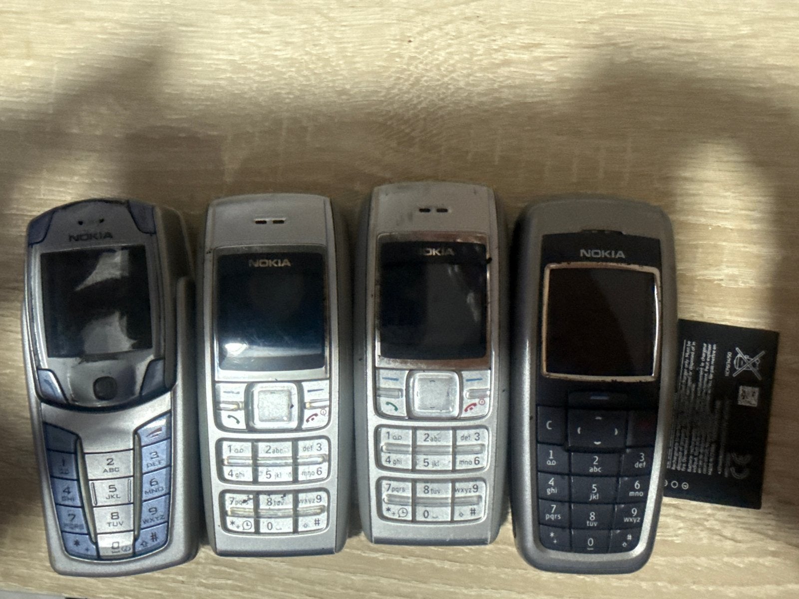 Nokia klassieke telefoons - 4 stuks, Gebruikt, Geen camera, Fysiek toetsenbord, Ophalen of Verzenden