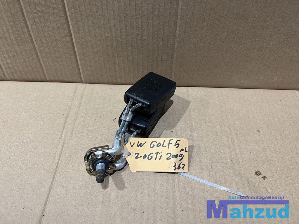 VW GOLF 5 dubbel Gordel sluiting klikker 2003-2009, Gebruikt, Volkswagen, Volkswagen AG, Berliner Ring 2
38440  Wolfsburg, DE