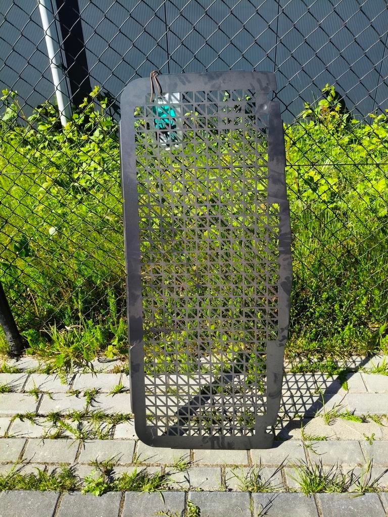 Beveilings rooster voor Opel Vivaro achterklep, Auto's, Opel, Particulier, Ophalen