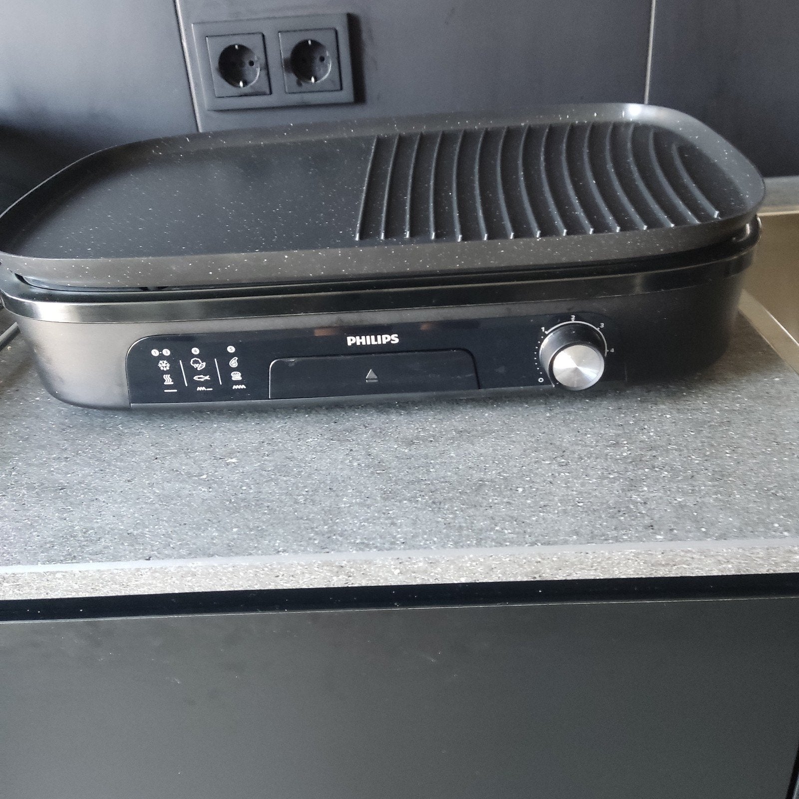 Philips Tafelgrill HD6210/90 - 2400W Krachtige Grillplaat, Ophalen of Verzenden, Zo goed als nieuw, 4 t/m 7 personen