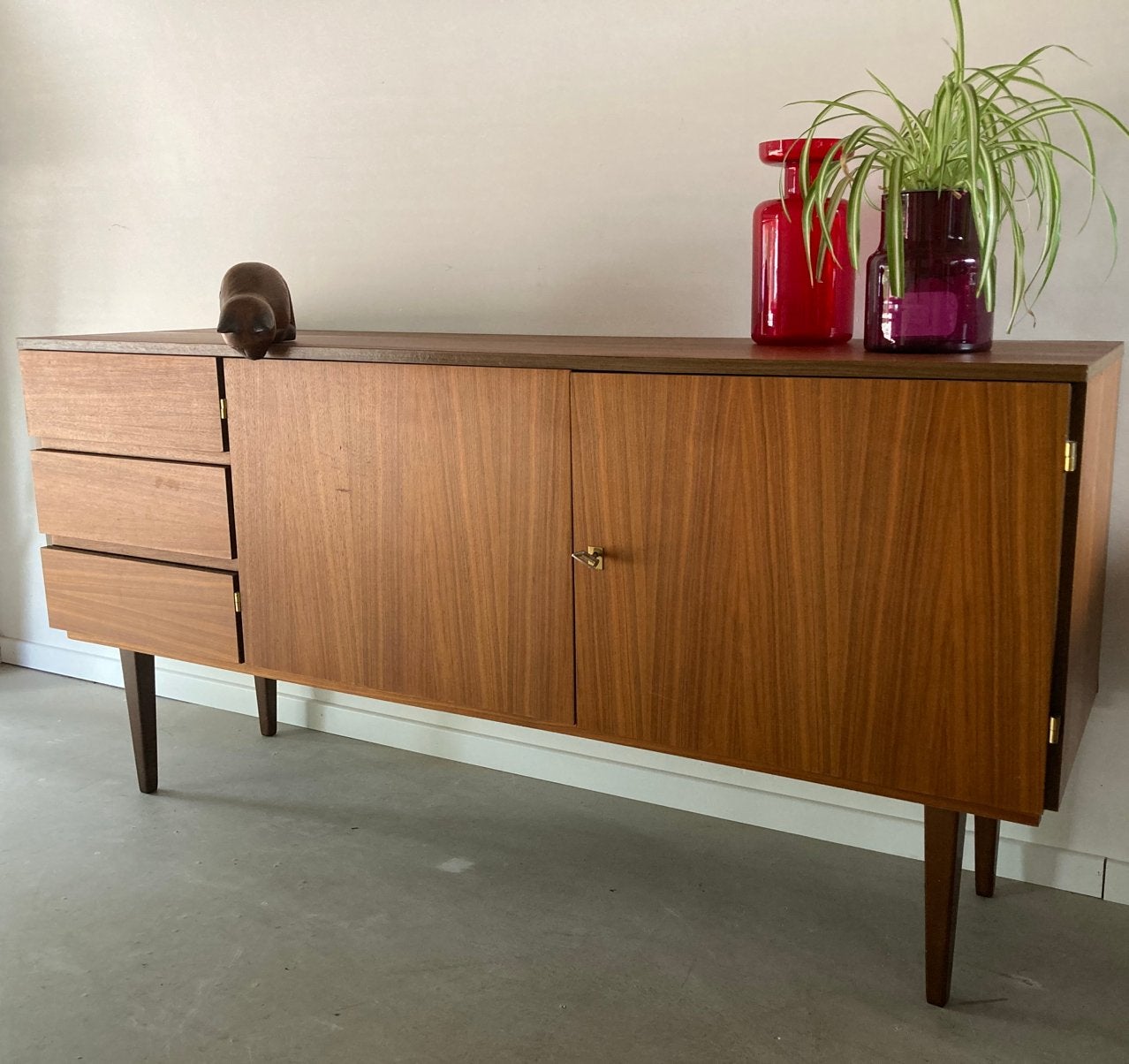Midcentury vintage teak dressoir, Mid--Century Deens jaren 60 retr vintage sideboard lowboard, Gebruikt, RT Möbel, 150 tot 200 cm