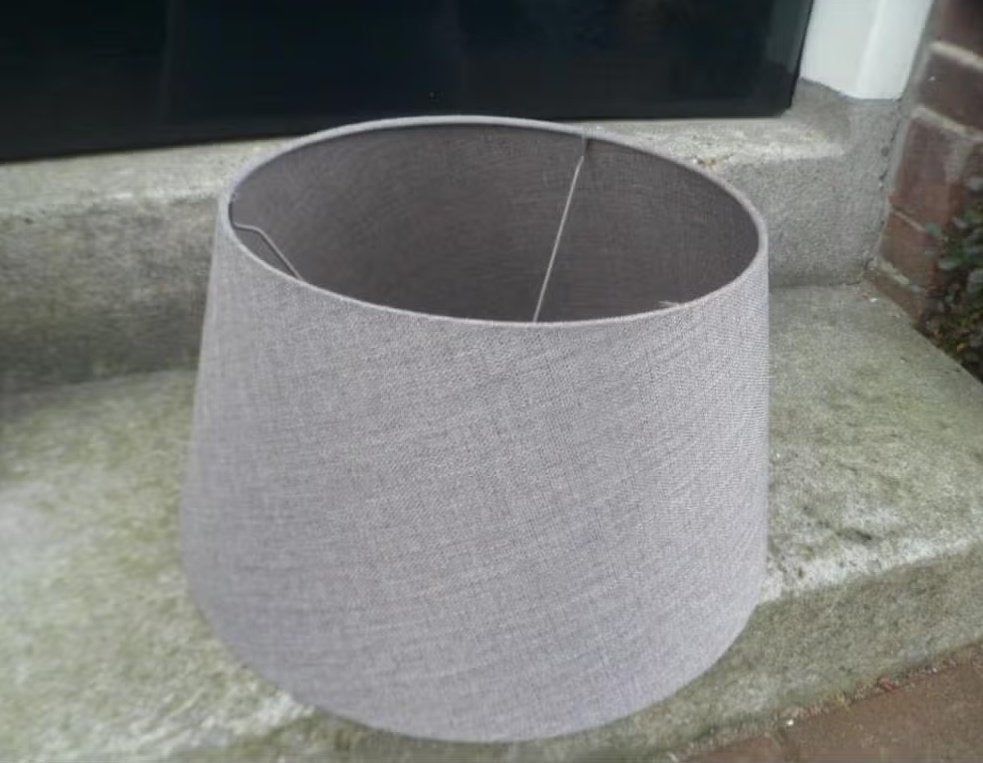 Lampenkap rond stof grijs zo goed als nieuw stoffen lampekap, Huis en Inrichting, Gebruikt, Tafellamp, Rond, Textiel