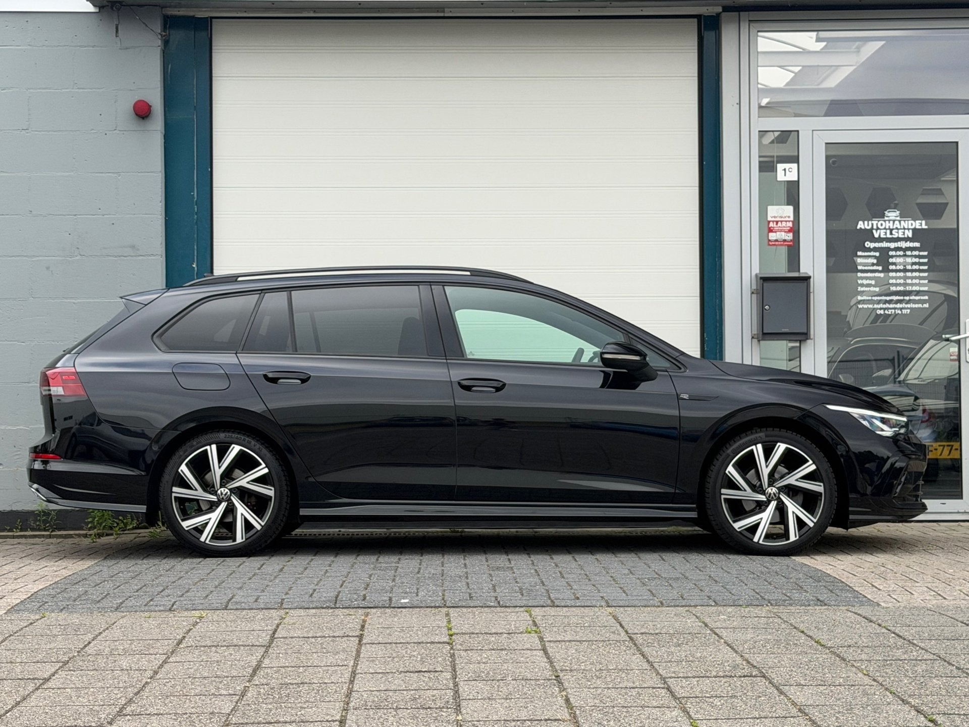 Volkswagen Golf Variant 1.5 eTSI R-Line Business+ Apple carp, Dealer onderhouden, 1325 kg, Euro 6, 150 pk