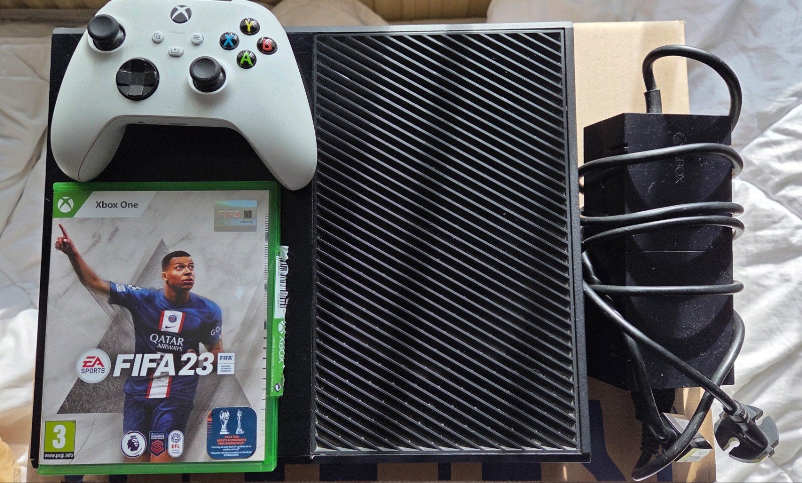 Xbox one 500gb + controller, Spelcomputers en Games, Spelcomputers | Xbox One, Xbox One, Ophalen of Verzenden, Met 1 controller