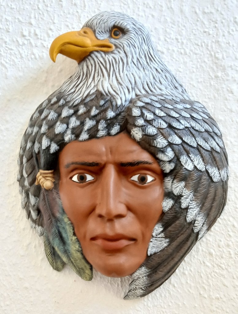 Indianen hoofd met arend om op te hangen., Ophalen of Verzenden, Zo goed als nieuw, Mens