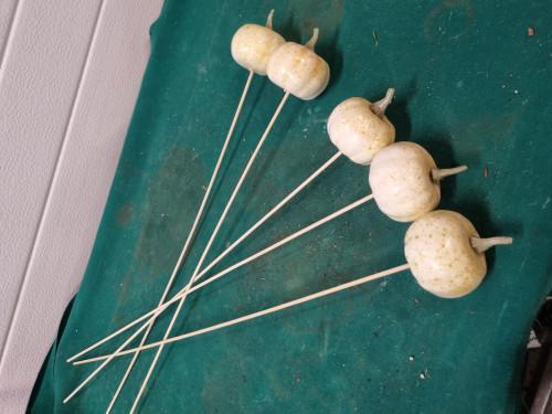 pompoentjes wit 5 stuks decoratie, Huis en Inrichting, Woonaccessoires | Overige, Ophalen of Verzenden, 'T Olde Gre-j, Info@toldegrej.nl