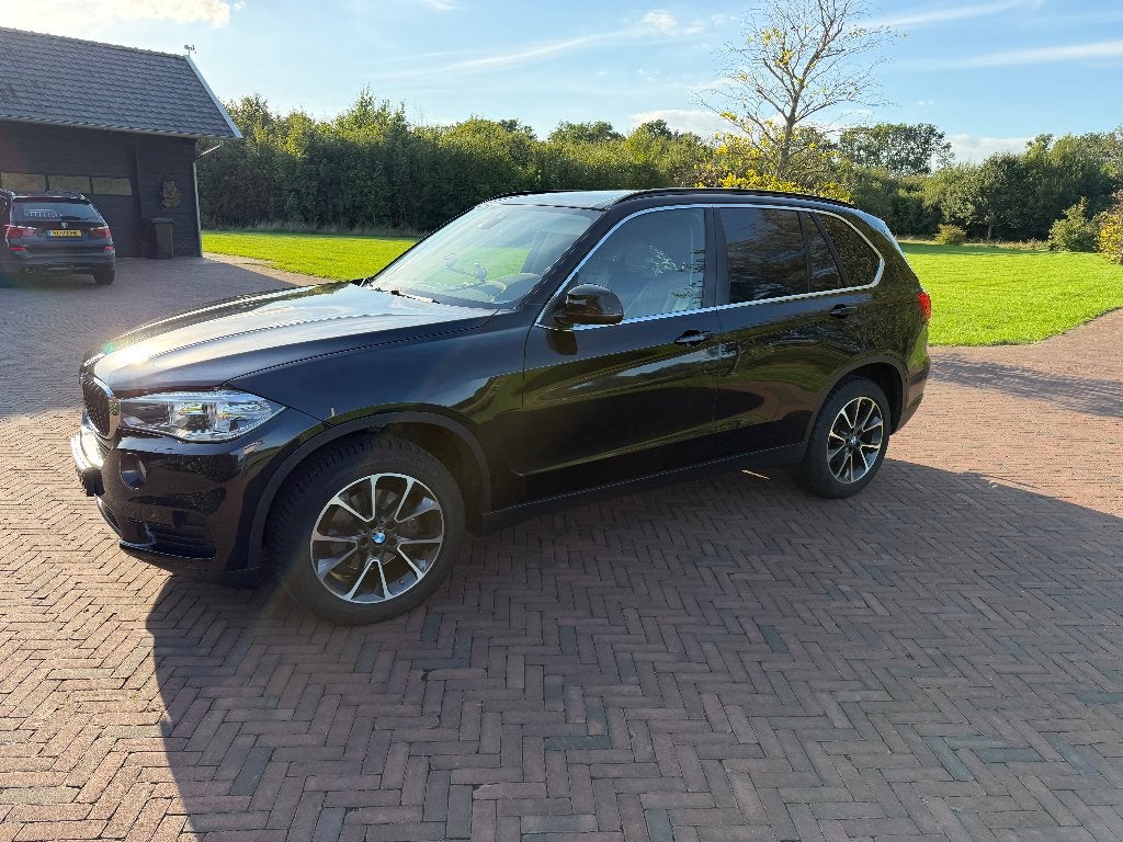 BMW X5 25d s drive 2016 (prijs excl btw) verrekenbaar, Navigatiesysteem, 1995 cc, 4 cilinders, Zwart