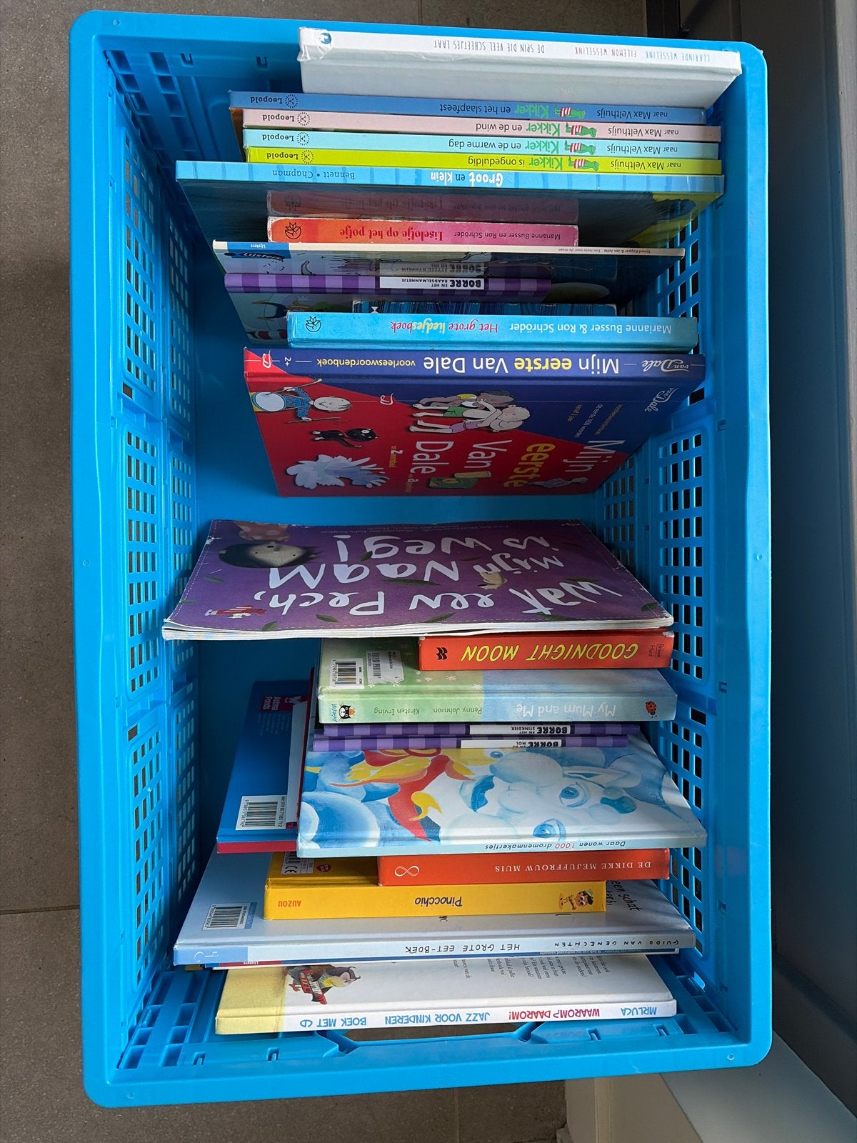 kinderboeken (o.a. Kikker, Van Dale), Boeken, Ophalen, Gelezen, Fictie algemeen
