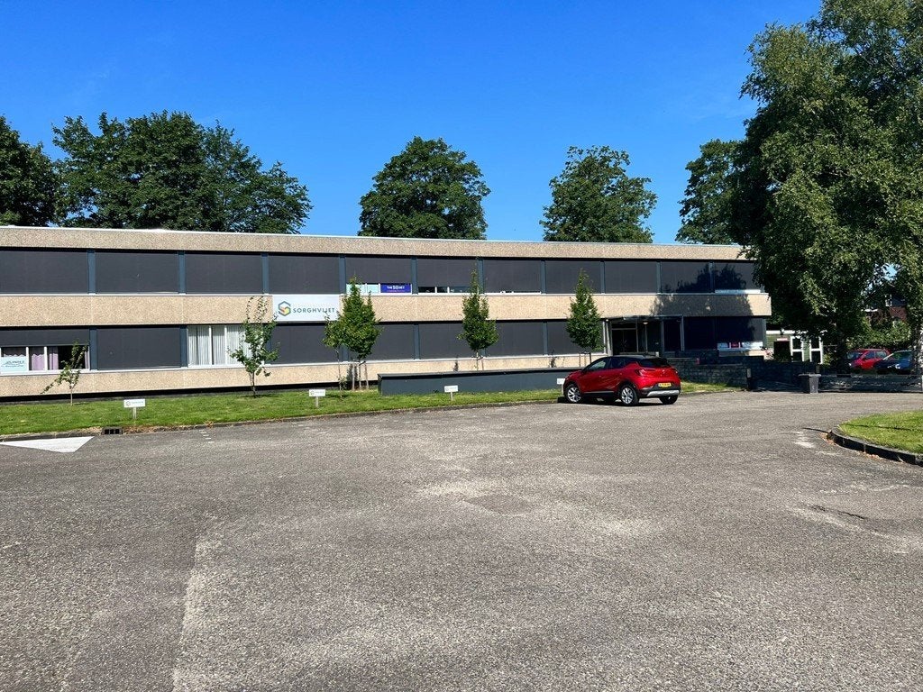 Bedrijfsruimte - Kantoorruimte te huur in Veendam, Zakelijke goederen, Bedrijfs Onroerend goed, Huur, Bedrijfsruimte