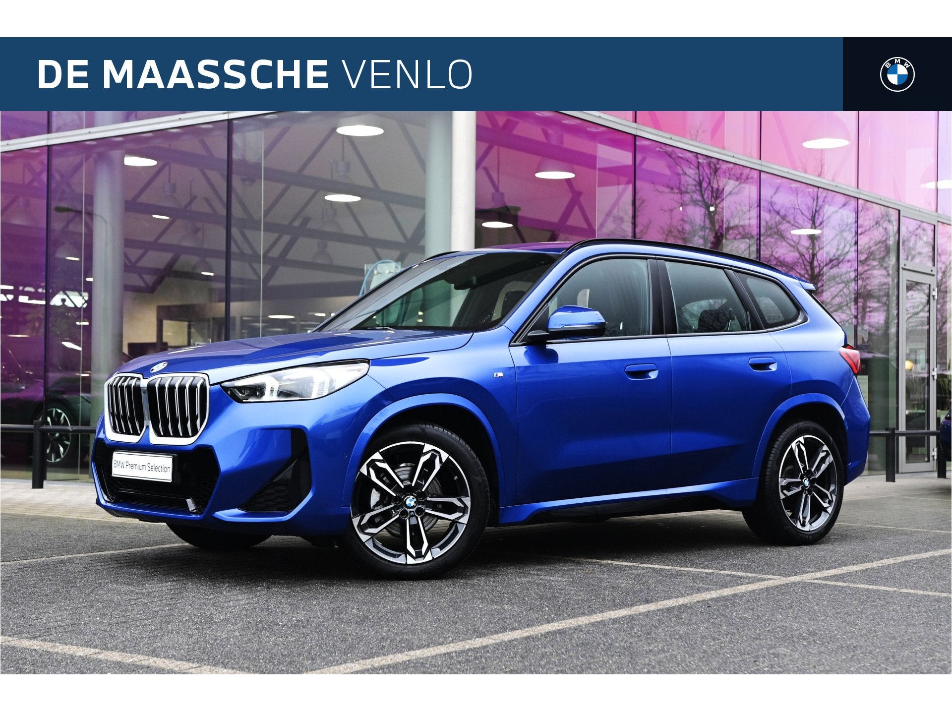 BMW X1 sDrive18i M Sport Automaat / Trekhaak / Sportstoelen