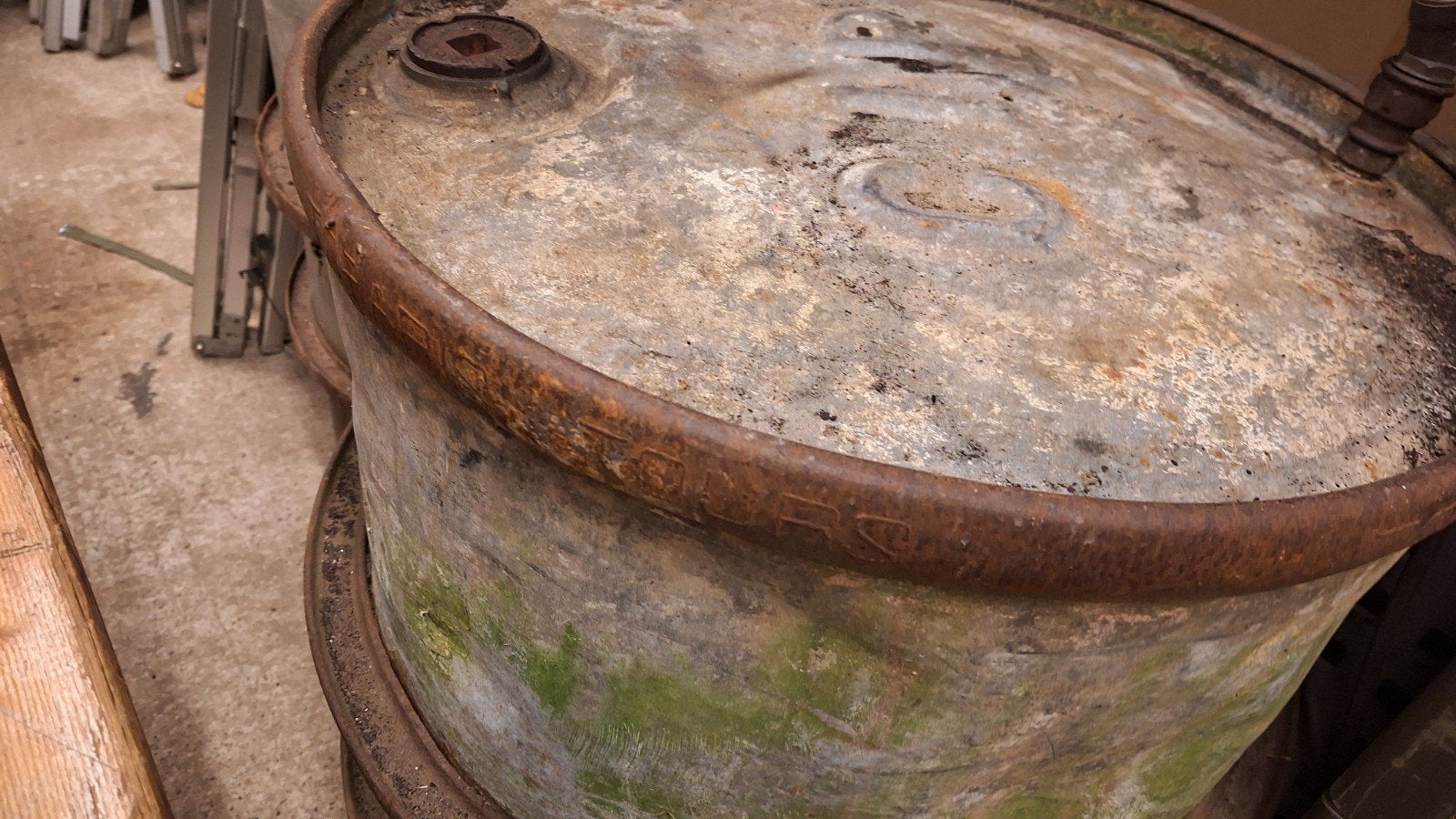 Brandstofvaten 200 liter, Verzamelen, Ophalen, Nederland