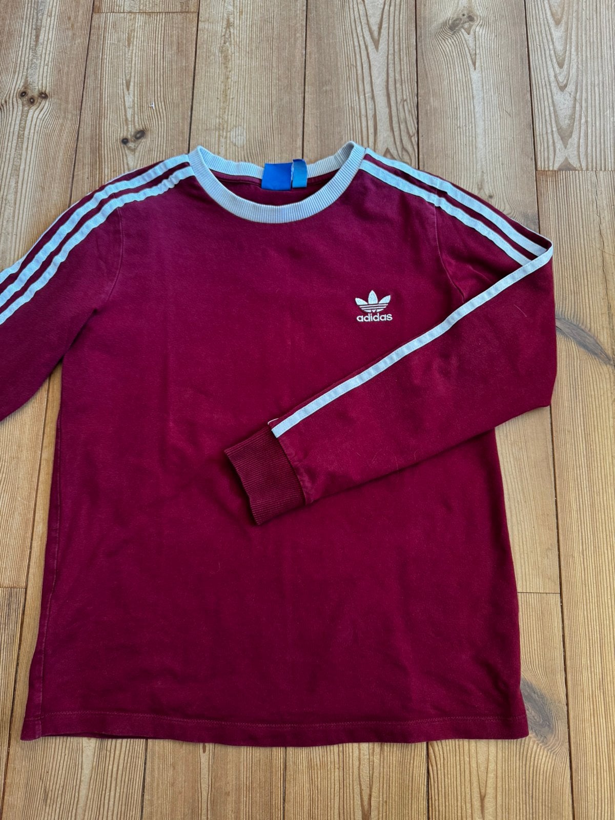 adidas long sleeve trui rood dames maat XS / S, Kleding | Dames, Truien en Vesten, Ophalen of Verzenden, Zo goed als nieuw, Maat 34 (XS) of kleiner