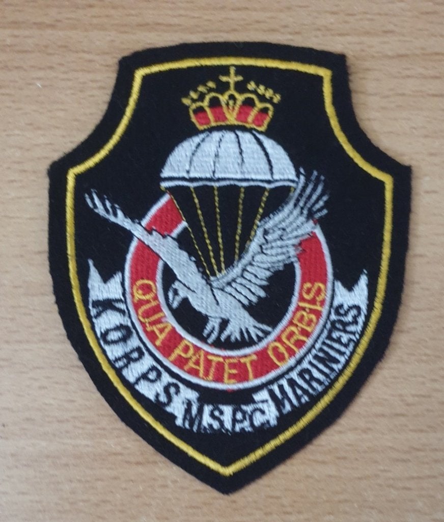 Korps Mariniers  vintage para club, Verzamelen, Militaria | Algemeen, Ophalen of Verzenden, Marine, Nederland, Kleding of Schoenen