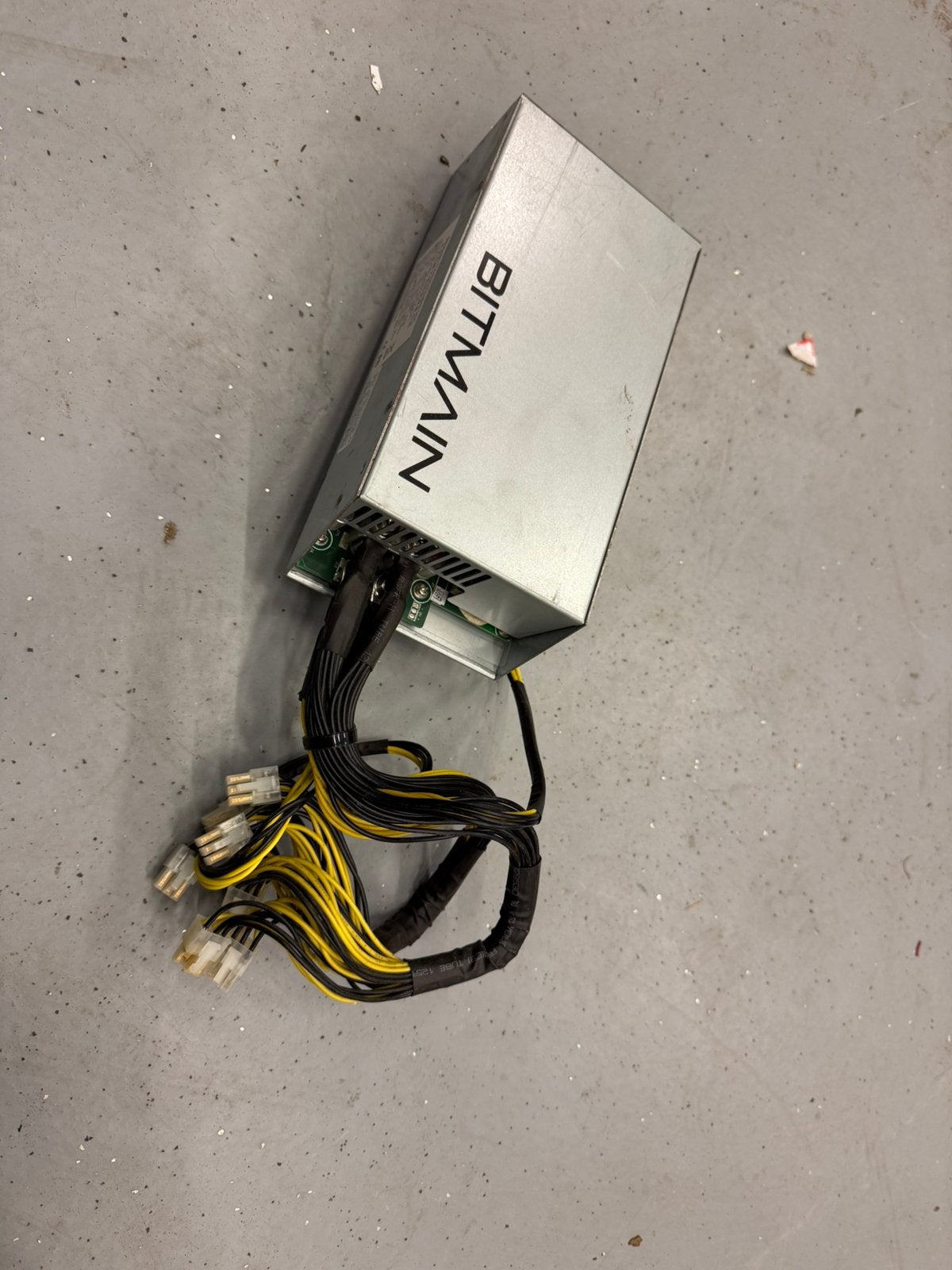 Bitmain Antminer APW3 PSU Voeding Gebruikt, Ophalen of Verzenden, Gebruikt