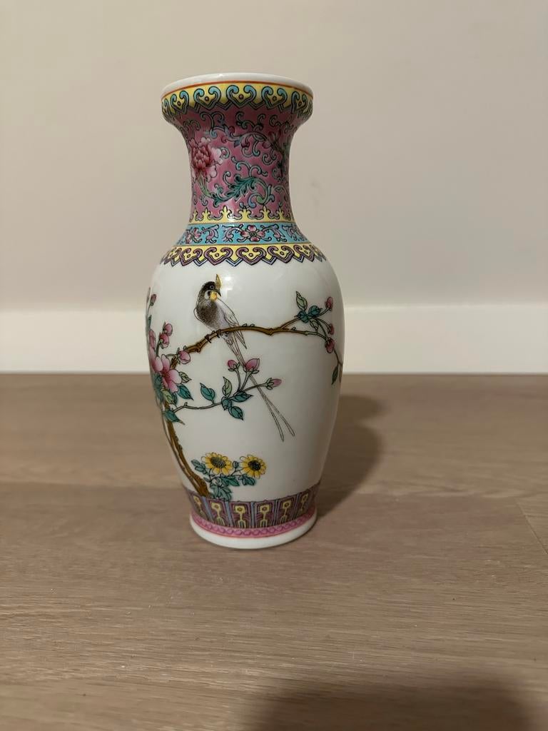 Decoratieve Chinese vaas met vogel en bloesem, Ophalen, Rond, Zo goed als nieuw, Aardewerk