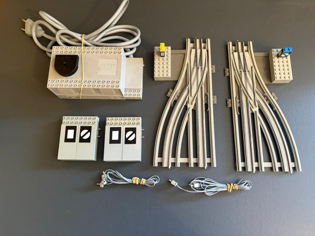 Lego 12v trein rails elektrische wissels, Lego, Lego, Verzenden, Zo goed als nieuw