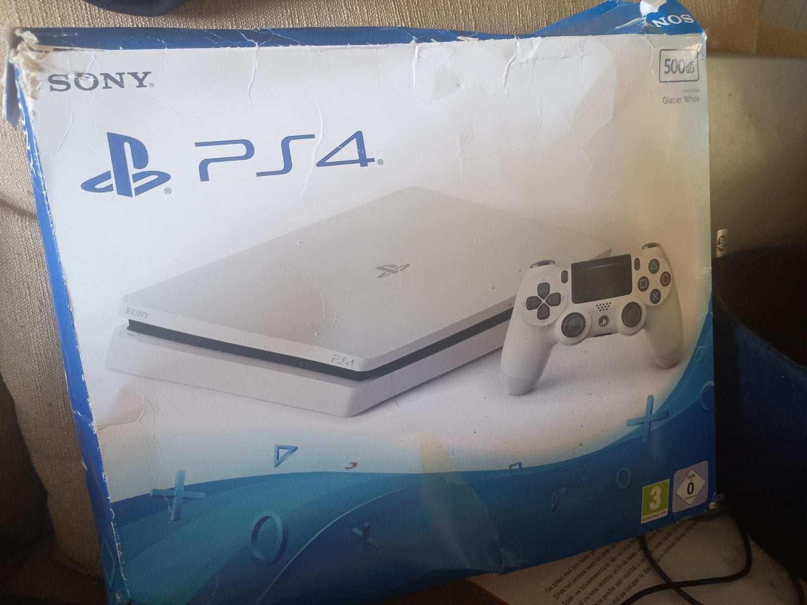 Witte PS4 Slim met 2 controllers en 5 populaire games, Ophalen of Verzenden, Zo goed als nieuw, Met 2 controllers, Slim