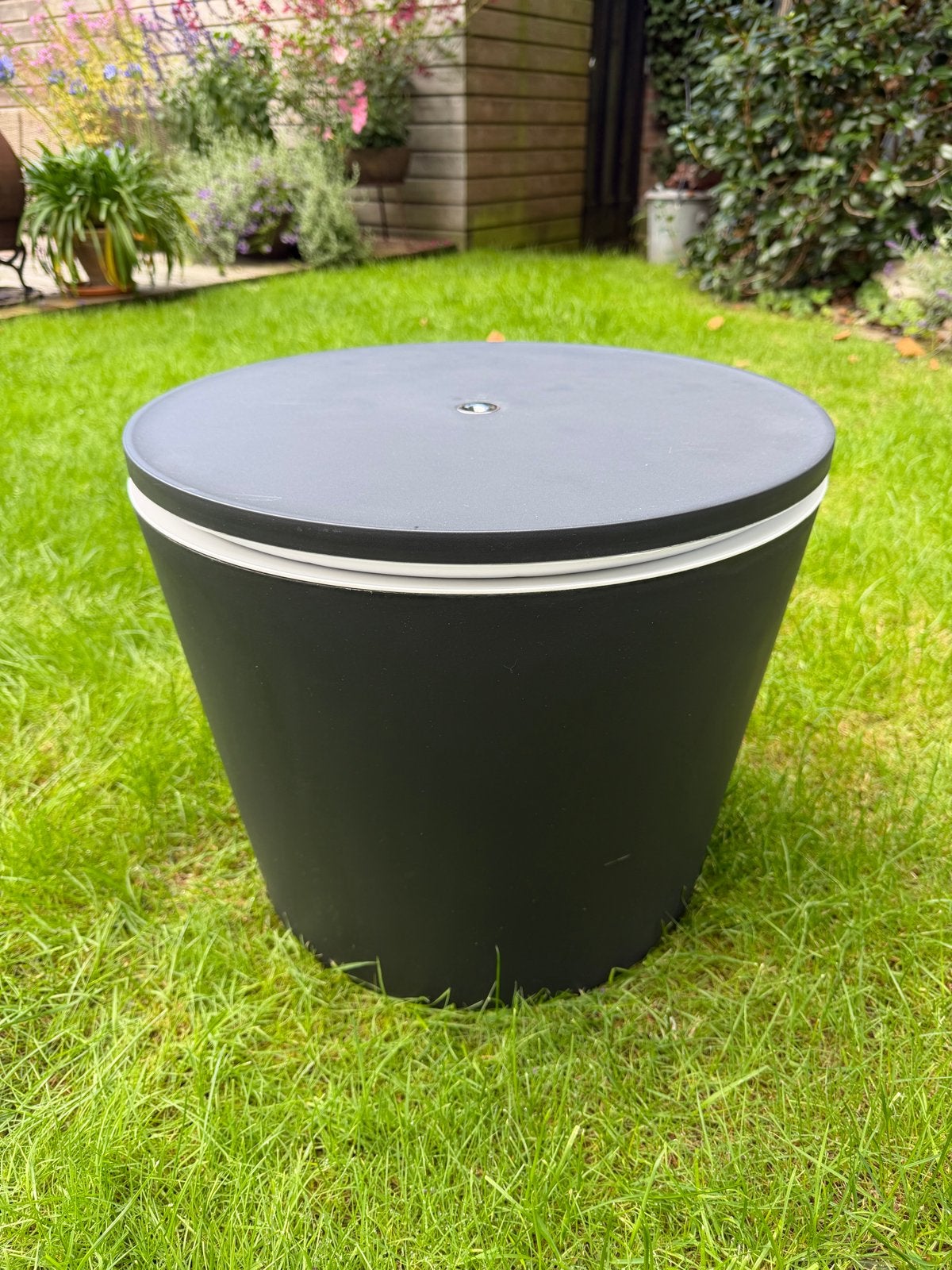 Koeler met tafelblad - ideaal voor tuinfeestjes!, Tuin en Terras, Ophalen, Gebruikt, Rond, Kunststof