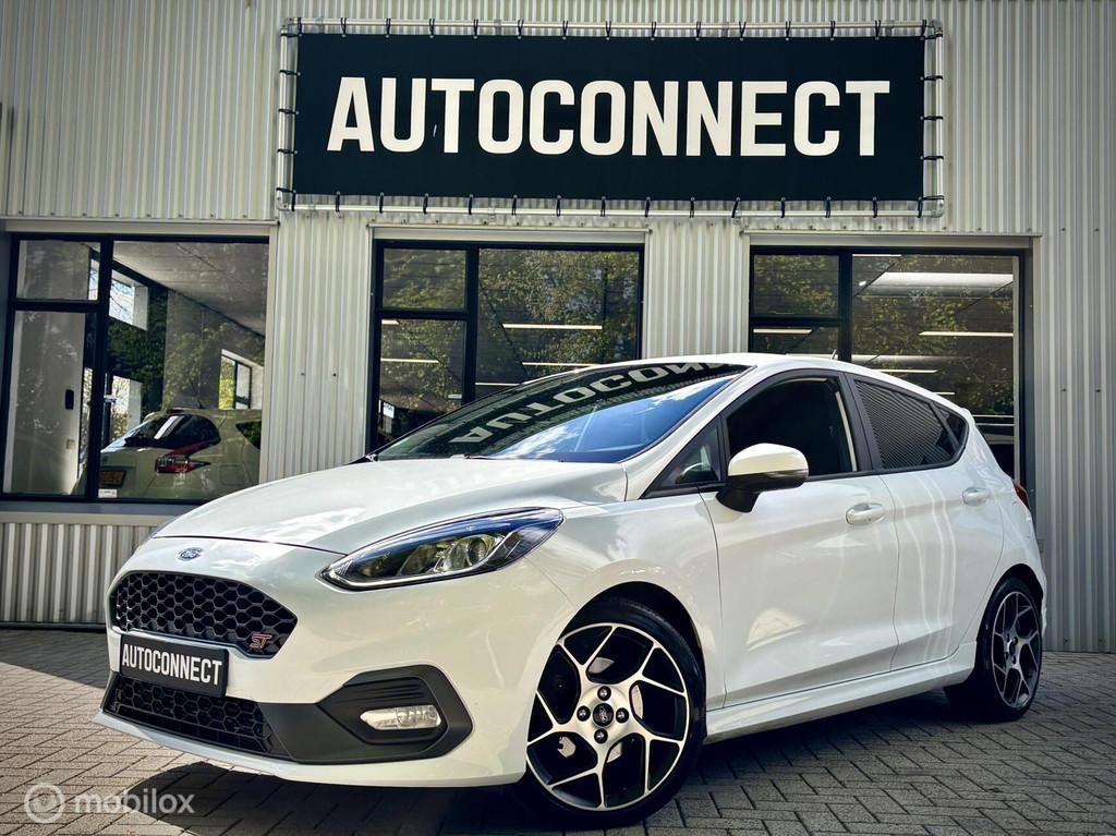Ford Fiesta 1.5 EcoBoost ST-3. 5 DEURS, CRUISE, AIRCO, LED, Voorwielaandrijving, Stof, 1188 kg, Wit